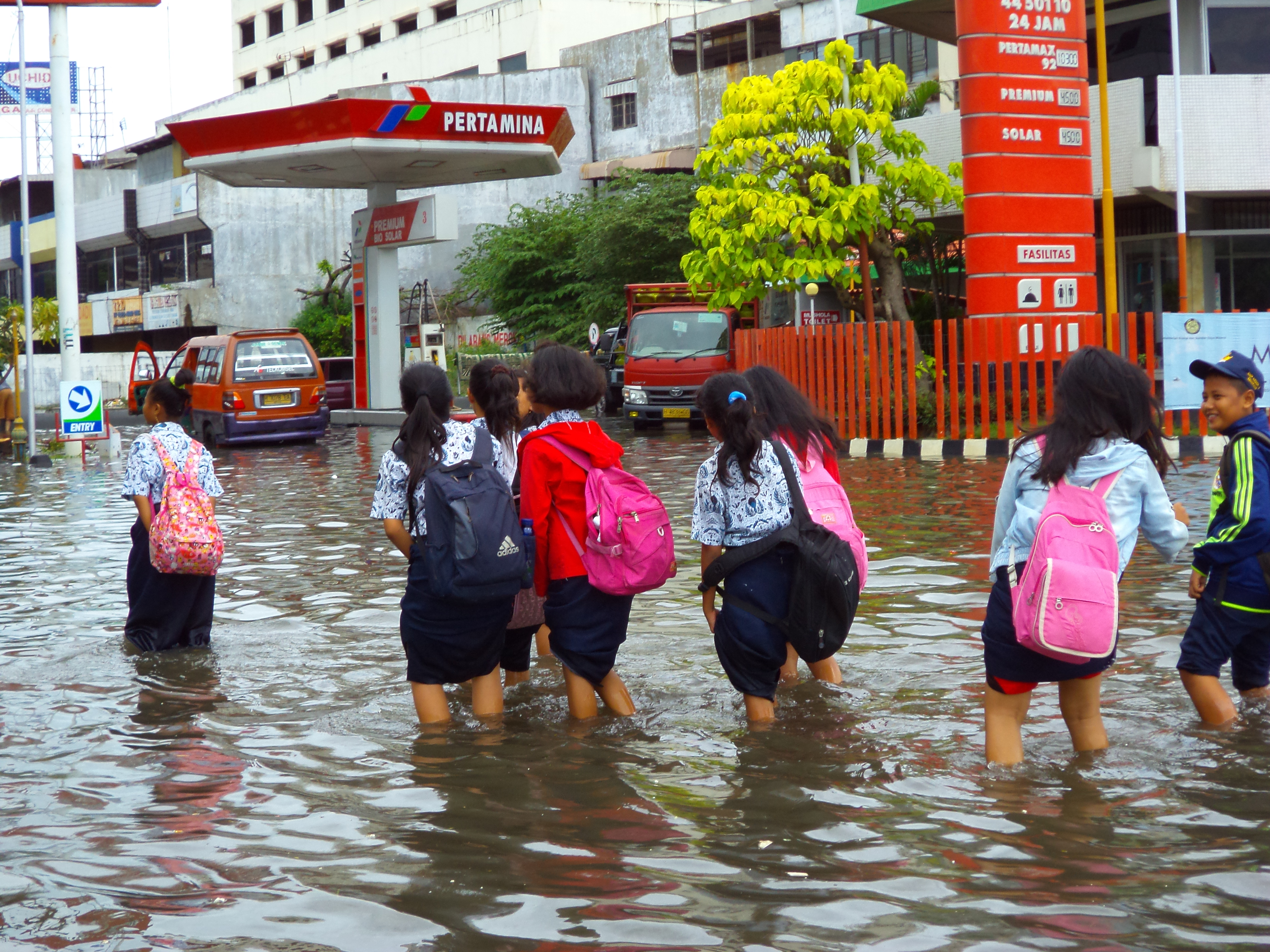 Catatan Wisata Banjir Hari Ini Bambangpriantono